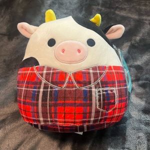 Squishmallow Christmas Cow. 5 inch
